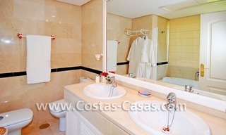 Ruim luxe penthouse appartement te koop op de Golden Mile in Marbella 16