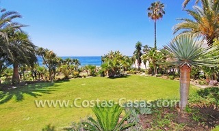 Frontline beach appartement te koop, eerstelijnstrand, Estepona - Marbella 11