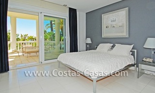 Exclusief beachfront appartement te koop, eerstelijnstrand, Marbella - Estepona 18