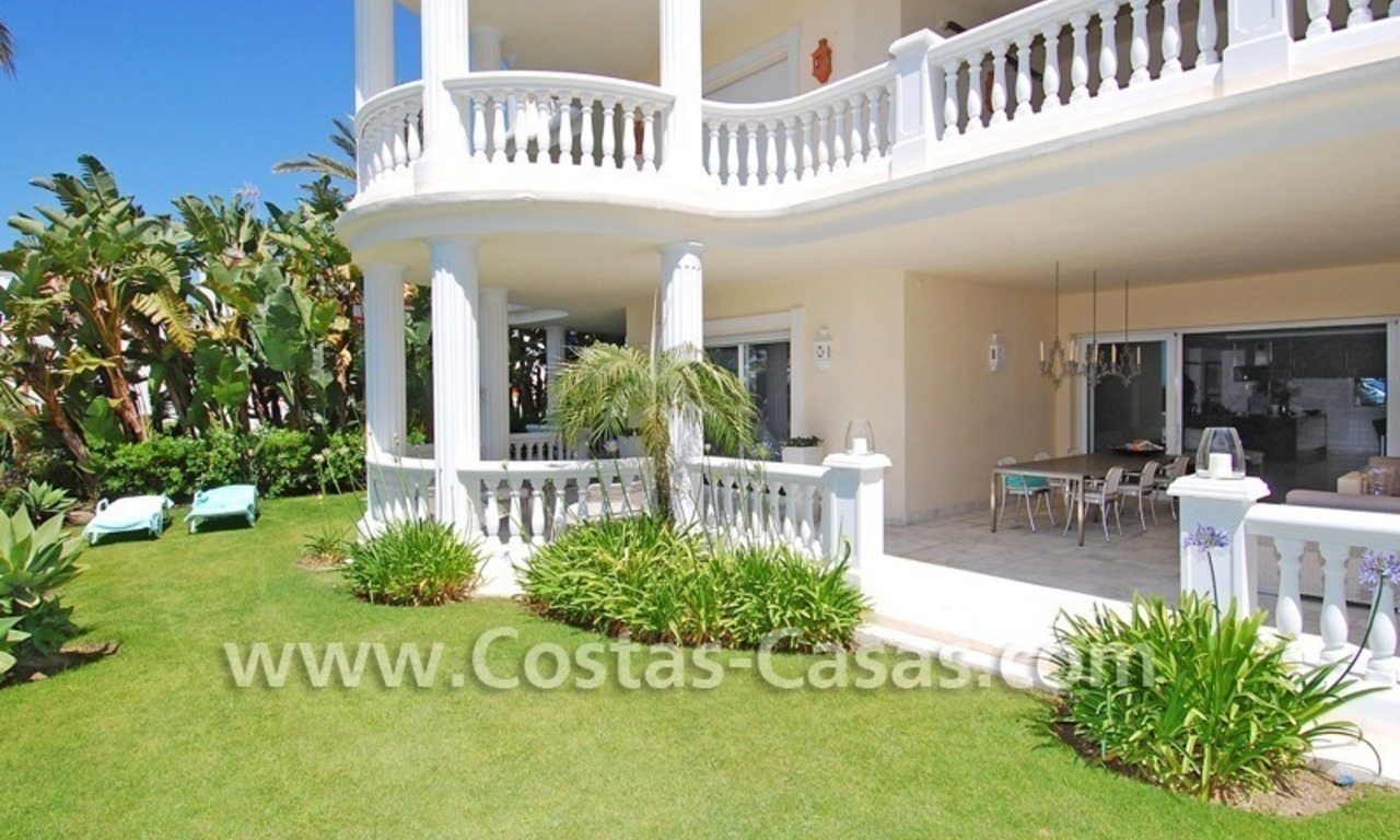 Exclusief beachfront appartement te koop, eerstelijnstrand, Marbella - Estepona 4