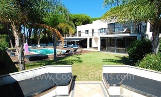 Moderne villa te huur voor vakanties direct aan de duinen gelegen in Marbella 6