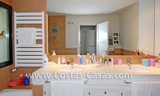 Moderne luxe villa te koop in Nueva Andalucia, dichtbij Puerto Banus te Marbella 20