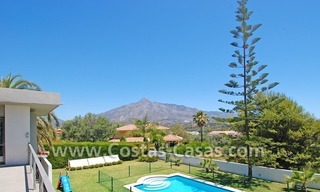 Moderne luxe villa te koop in Nueva Andalucia, dichtbij Puerto Banus te Marbella 24