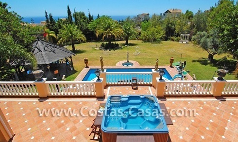 Luxe villa te koop in Camojan, Golden Mile, Marbella 