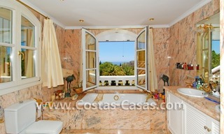 Luxe villa te koop in Camojan, Golden Mile, Marbella 26