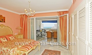 Luxe appartement te koop in een eerstelijnstrand luxe complex in Puerto Banus te Marbella 6