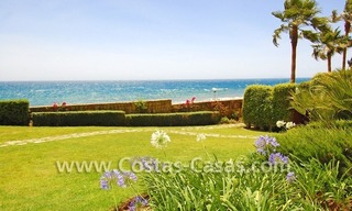 Appartement te koop direct aan het strand aan de New Golden Mile tussen Marbella en Estepona centrum 7