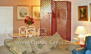 Appartement te koop direct aan het strand aan de New Golden Mile tussen Marbella en Estepona centrum 12