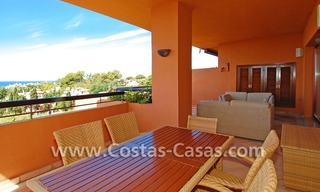 Luxe 4 slaapkamer penthouse appartement te koop dichtbij het strand in Marbella 8