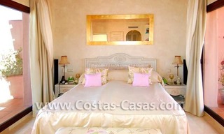 Luxe eerstelijnstrand penthouse appartement te koop, exclusief strand complex, New Golden Mile Marbella - Estepona 13