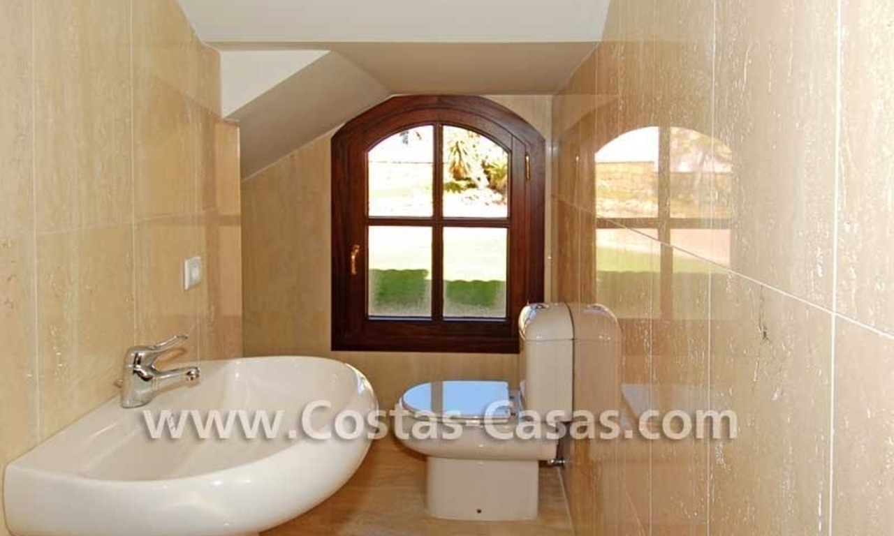 Nieuwe luxe Andalusische stijl villa te koop, exclusief golfresort, New Golden Mile, Marbella - Benahavis - Estepona 20