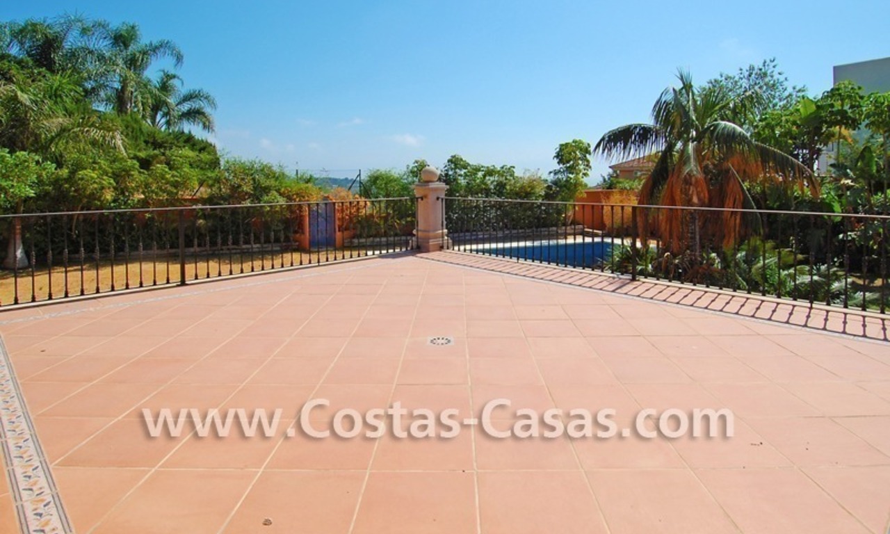 Nieuwe luxe villa te koop gelegen op een exclusief golfresort,tussen Marbella, Benahavis en Estepona centrum 4