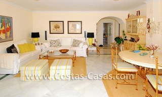 Eerstelijnsstrand appartement te koop in Marbella 12