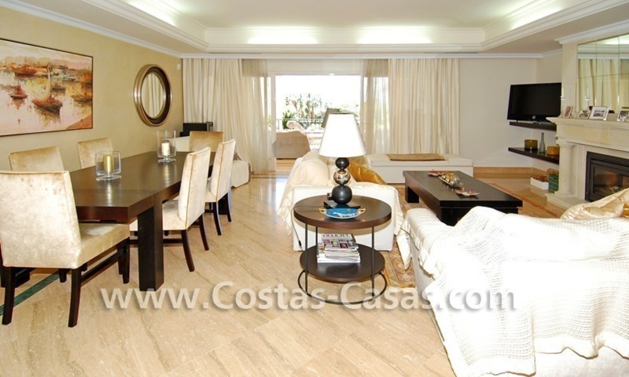 Exclusief luxe appartement te koop op de Golden Mile in Marbella 12