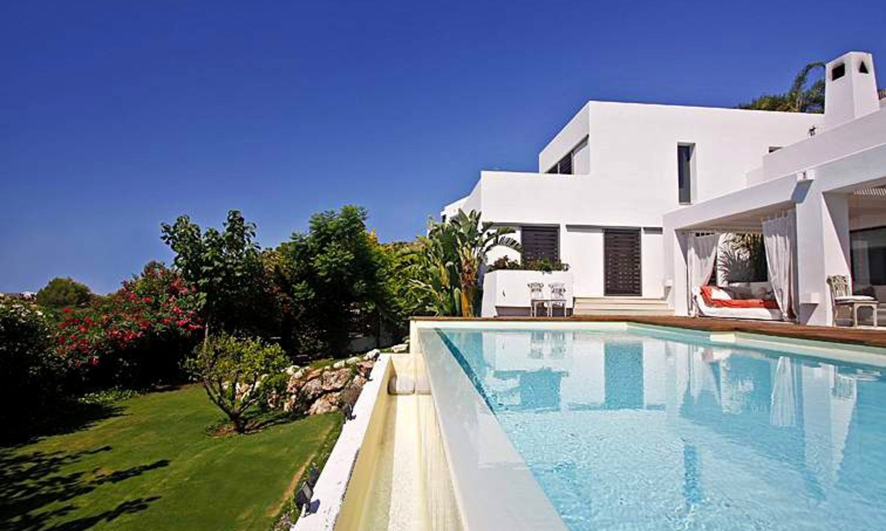 Koopje! Moderne villa te koop in Marbella – Benahavis 5