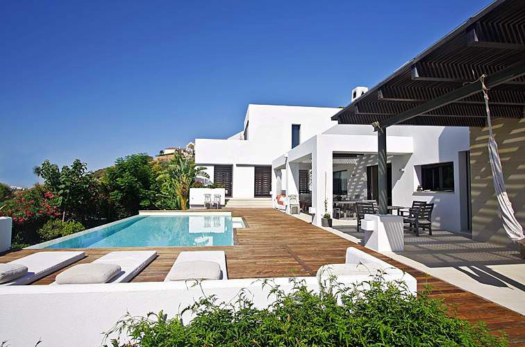 Koopje! Moderne villa te koop in Marbella – Benahavis