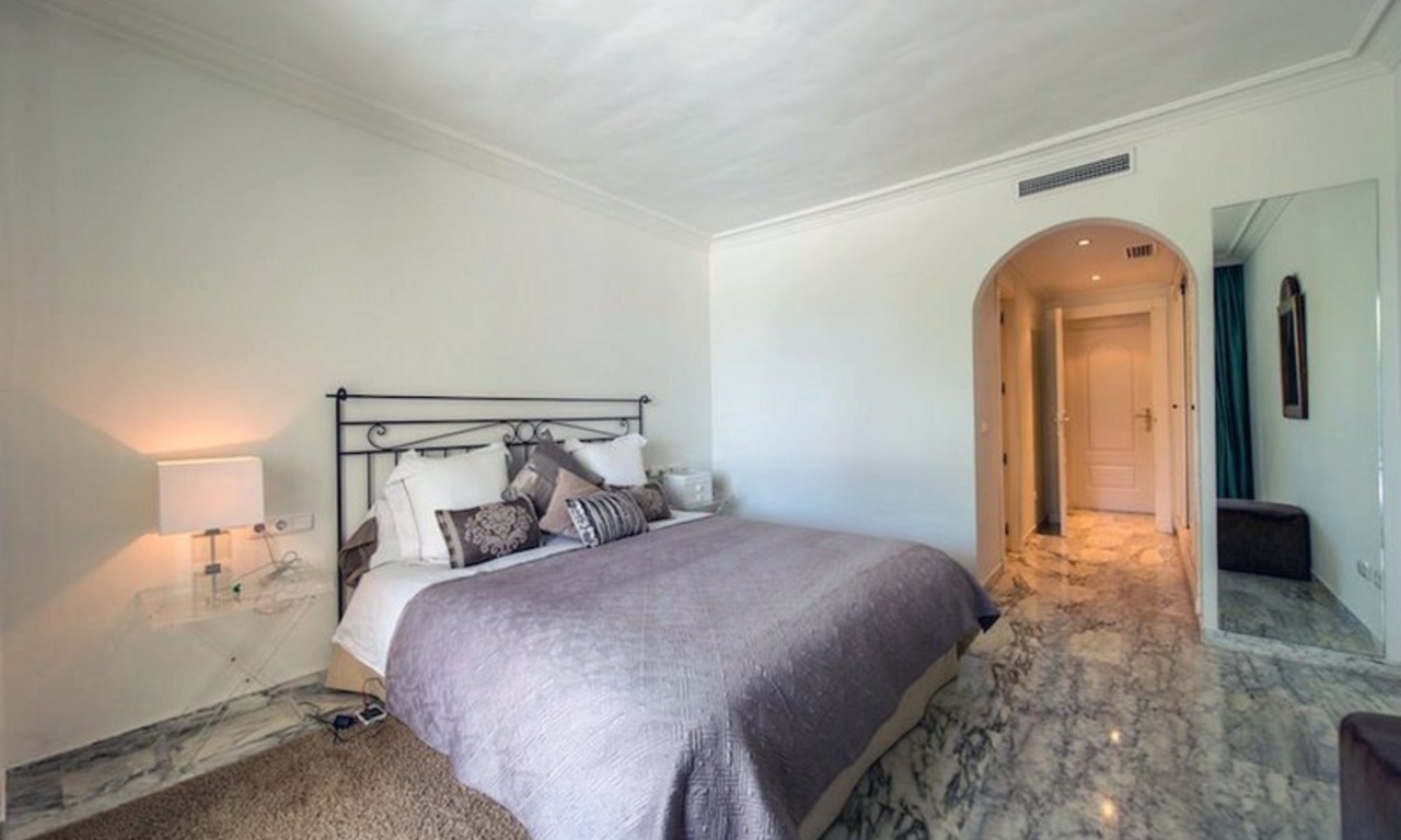 Eerstelijnstrand appartement te koop op de Golden Mile in Marbella 7