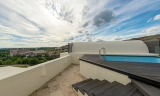 Luxe eerstelijngolf modern penthouse te koop, 5*golfresort, Marbella – Benahavis – Estepona 16