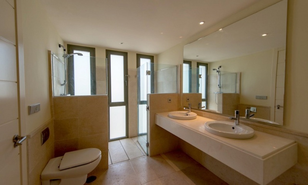 Luxe eerstelijngolf modern appartement te koop in een 5* golfresort, Marbella – Benahavis – Estepona 7