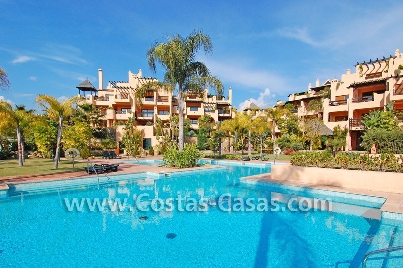 Goedkoop luxe golf appartement te koop in een golfresort tussen Marbella en Estepona centrum