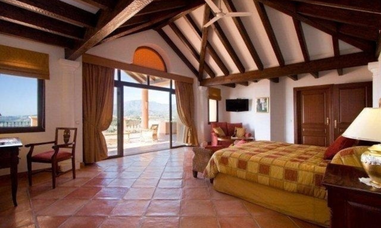Exclusieve villa mansion te koop op een golfresort in het gebied van Marbella – Benahavis 16
