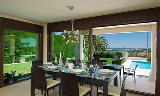 Exclusieve moderne villa te koop in Nueva Andalucia te Marbella 12