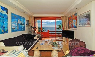 Luxe eerstelijnstrand appartement te koop, strandcomplex, New Golden Mile, Marbella - Estepona 9