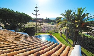 Beachside villa te koop in oost Marbella nabij het strand 1