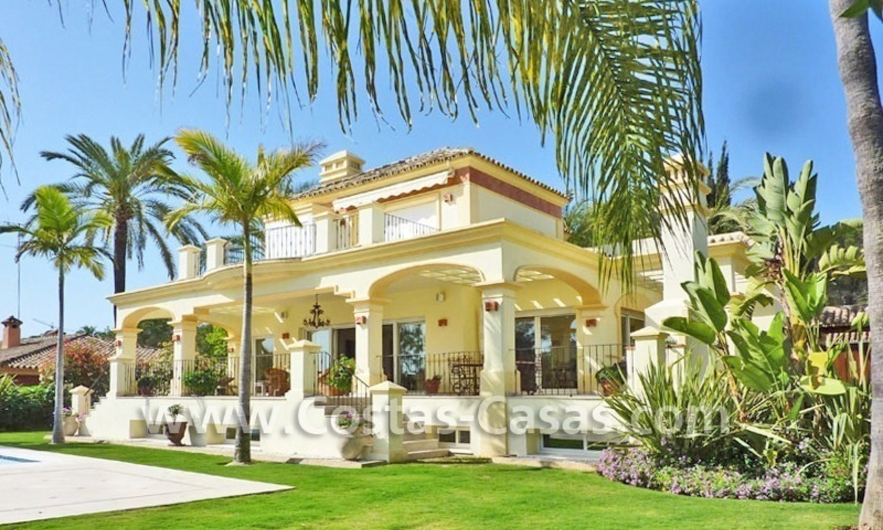 Luxe villa te koop eerstelijngolf in Nueva Andalucia te Marbella 1