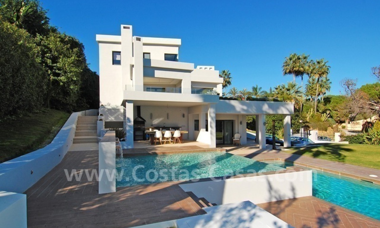 Moderne luxe villa te koop in Nueva Andalucia te Marbella 2