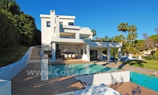 Moderne luxe villa te koop in Nueva Andalucia te Marbella 2