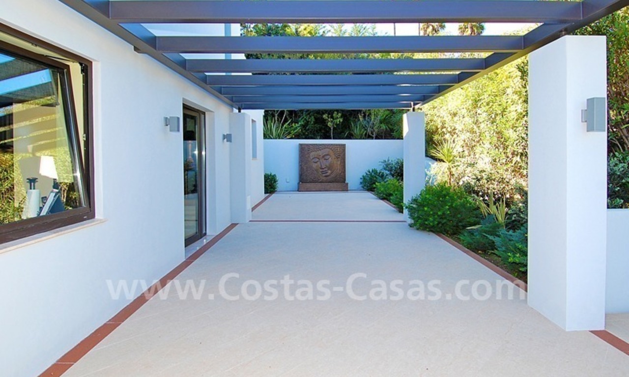 Moderne luxe villa te koop in Nueva Andalucia te Marbella 7