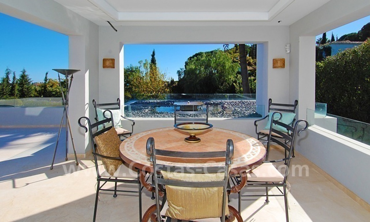 Moderne luxe villa te koop in Nueva Andalucia te Marbella 9