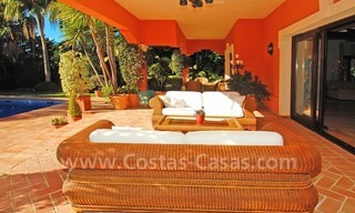 Luxe villa te koop aan de Golden Mile in Marbella 3