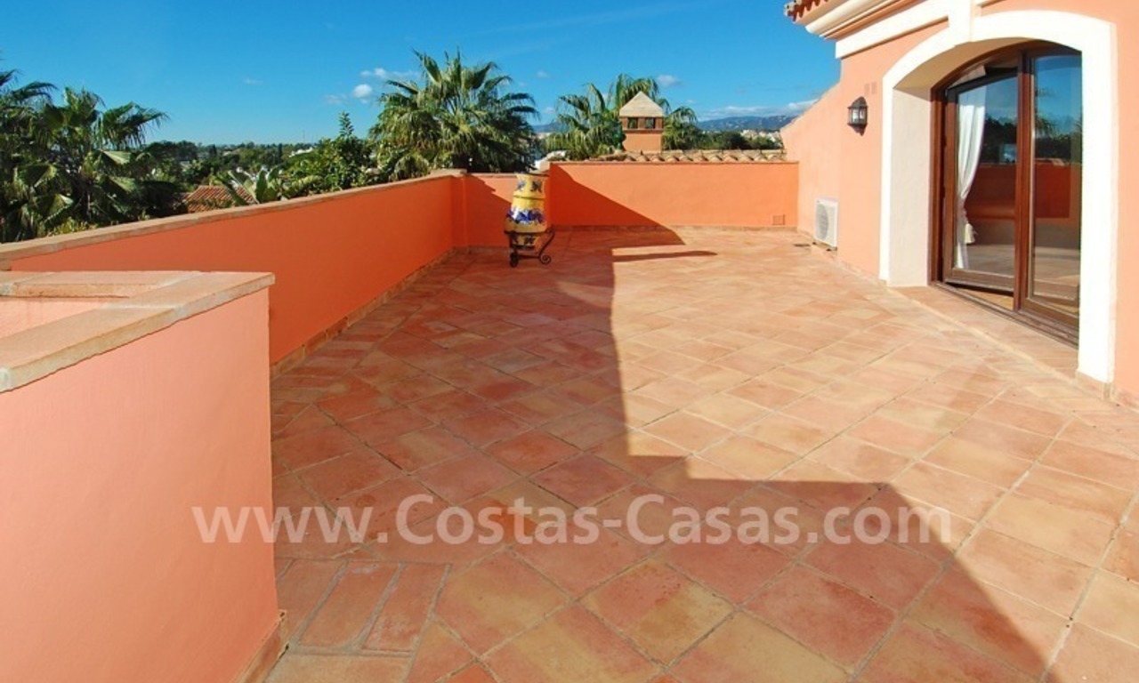 Luxe villa te koop aan de Golden Mile in Marbella 8