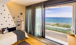 Moderne eerstelijn strand villa te koop in Marbella met schitterend zeezicht 1174 
