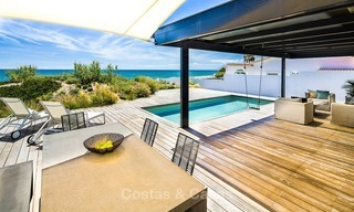 Moderne eerstelijn strand villa te koop in Marbella met schitterend zeezicht 1200 