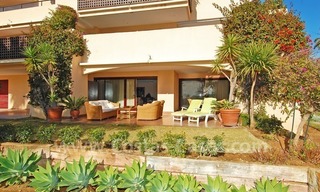 Eerstelijn strand luxe appartement te koop op de New Golden Mile tussen Puerto Banus - Marbella en Estepona centrum 2