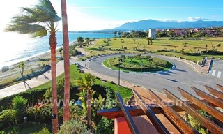 Luxe eerstelijn strand hoek penthouse appartement te koop, New Golden Mile, Marbella - Estepona 11