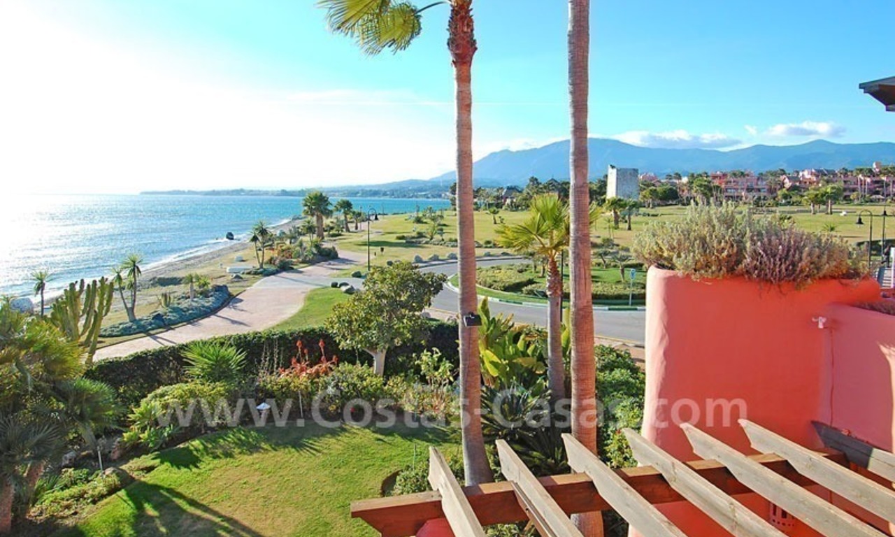 Luxe eerstelijn strand hoek penthouse appartement te koop, New Golden Mile, Marbella - Estepona 6