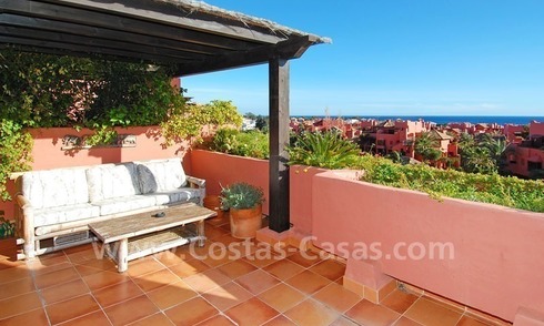 Beachside appartementen te koop, tweedelijnstrand complex, New Golden Mile, Marbella - Estepona 