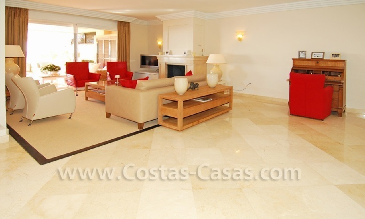 Ruim luxe appartement te koop in Nueva Andalucia te Marbella 11