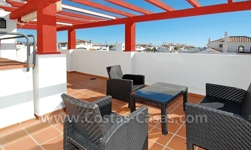 Hoek penthouse appartement te koop vlakbij het strand in Marbella 