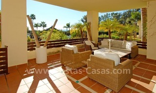 Luxe appartement te koop, eerstelijn strand complex, New Golden Mile, Marbella - Estepona 0