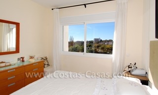 Luxe beachside appartement te koop op de New Golden Mile tussen Marbella en Estepona 9