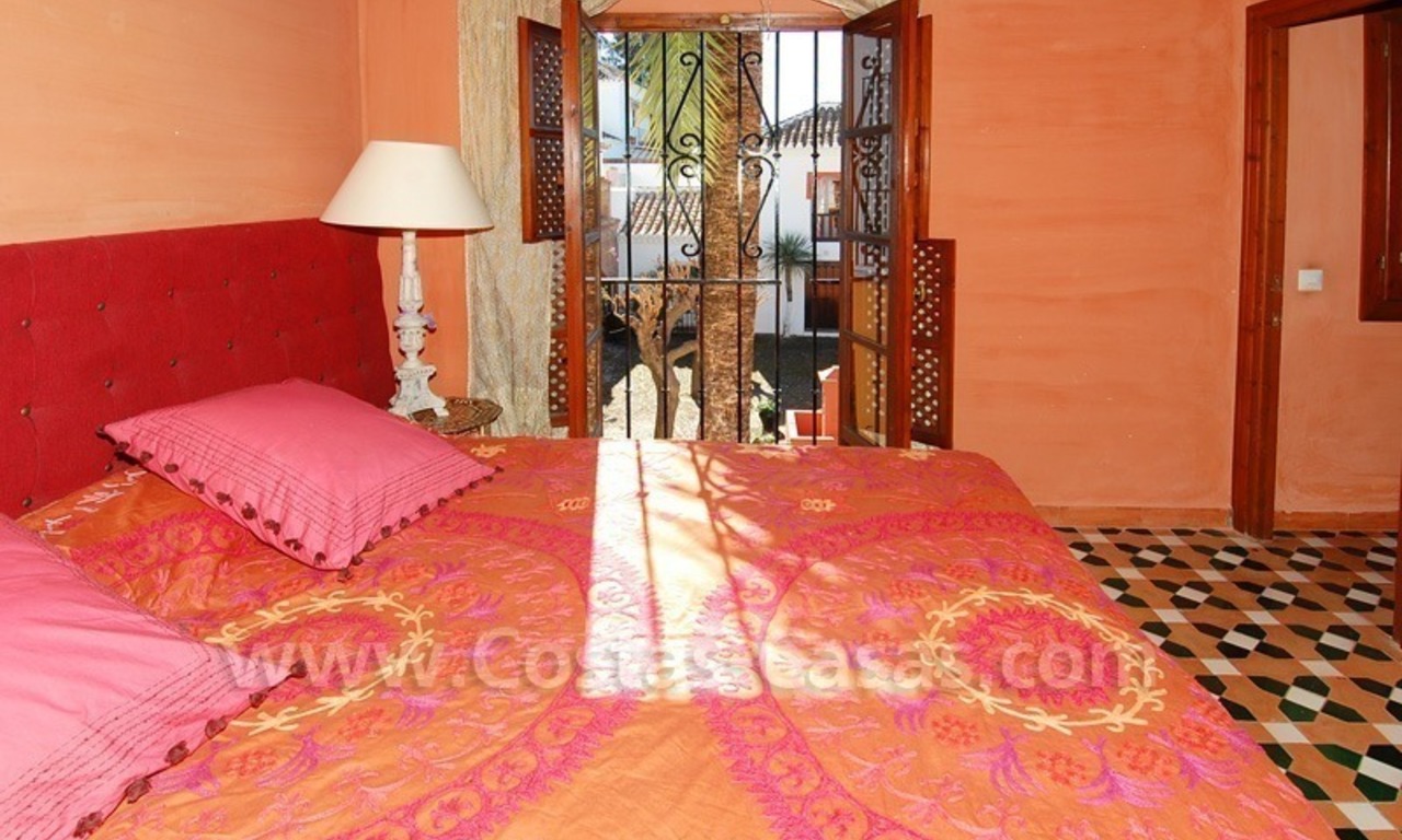 Dubbel huis te koop in een Moors-Andalusische stijl op de Golden Mile in Marbella 23