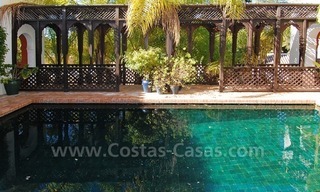 Dubbel huis te koop in een Moors-Andalusische stijl op de Golden Mile in Marbella 1