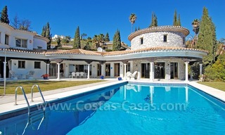 Eerstelijn golf villa te koop in Estepona – Marbella 1