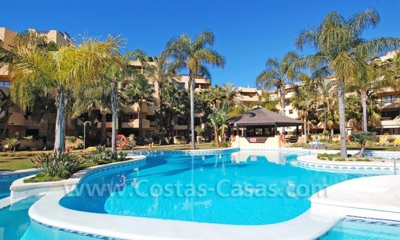 Luxe beachside appartementen te koop op de New Golden Mile, Marbella – Estepona 26