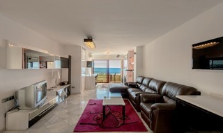 2 Penthouse appartementen naast elkaar gelegen, direct aan de strandboulevard in Estepona centrum 2